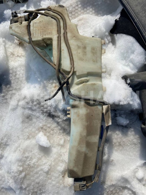 Бачок омывателя Ford Focus II рестайлинг (2007—2011) Ford Focus оригинальный номер 4m51-13k163-ag