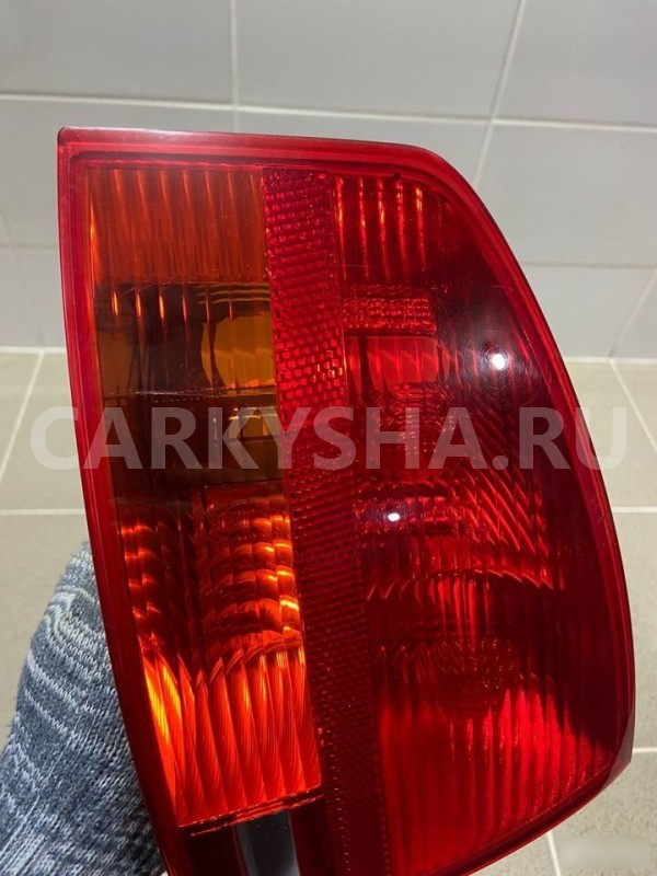 Фонарь задний левый Audi A4 2007 г Audi 200 оригинальный номер 8E5945095