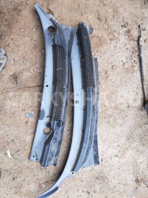 Жабо (накладка дворников) Chevrolet Aveo I (2003—2008) Chevrolet Aveo 