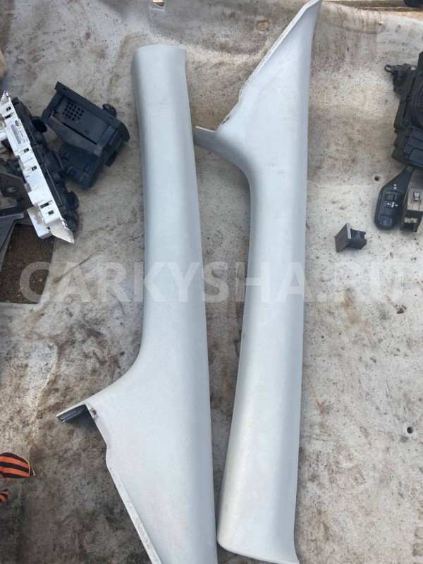 Обшивка стойки Ford Focus II рестайлинг (2007—2011) Ford Focus оригинальный номер 1463756