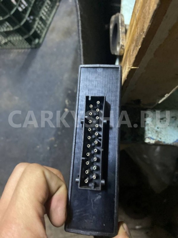 Блок электронный BMW 5 серия E39 (1995—2000) BMW 5er оригинальный номер 61358352406