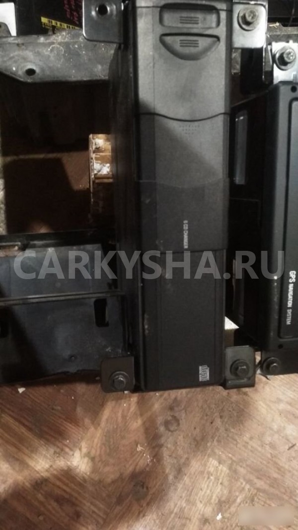 Чейнджер компакт-дисков BMW X5 E53 (1999—2003) BMW X5 