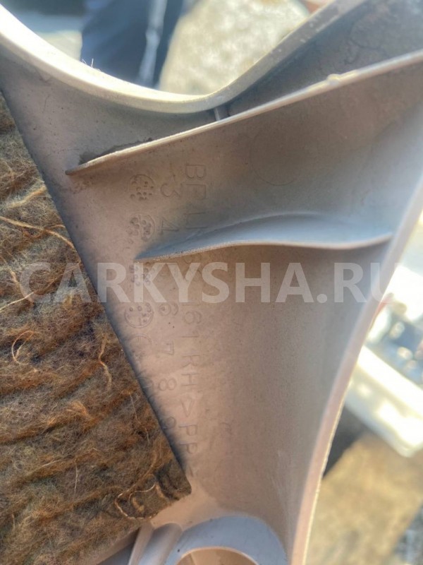 Обшивка стойки Mazda 3 BK рестайлинг (2006—2009) Mazda 2 оригинальный номер BP4K68161