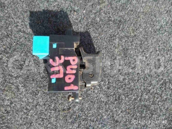 Кнопка стеклоподъемника Kia Rio I (1999—2002) Kia Rio оригинальный номер 93580FD30001