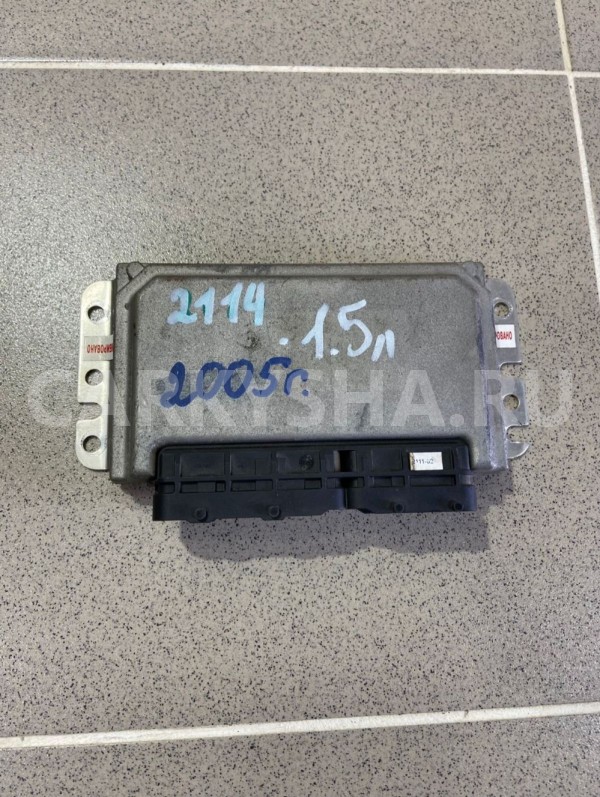 блок управления двигателем(эбу) Ваз 2114 2005 год ВАЗ (Lada) 2114 оригинальный номер 2111