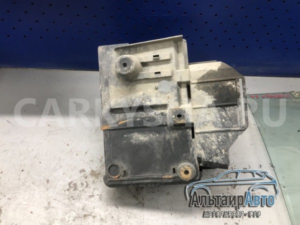 Площадка корпус акб Ford Focus 2 Ford Focus оригинальный номер 3M5110723AP