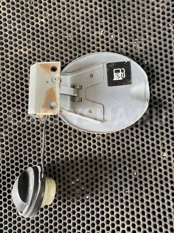 Лючок бензобака ВАЗ (LADA) Kalina I (2004—2013) ВАЗ (Lada) Kalina оригинальный номер Универсал