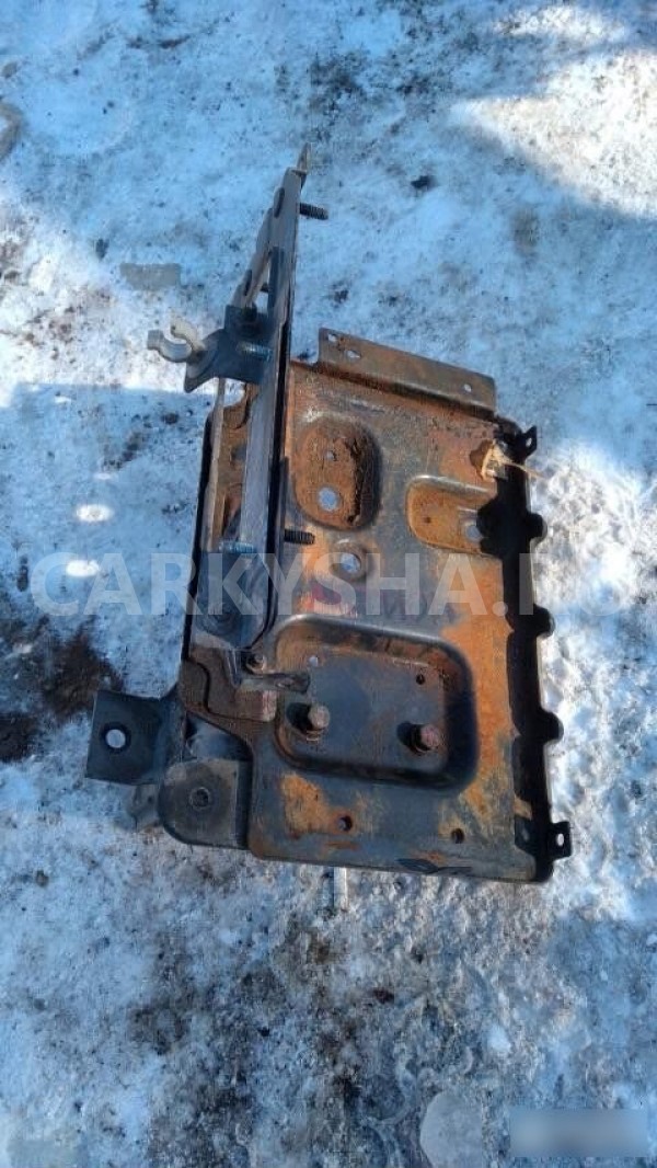 Площадка аккумулятора SsangYong Actyon II (2010—2013) Ssang Yong Actyon 