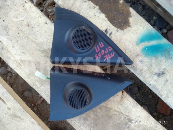 Уголок зеркала декоративный Geely MK Cross I (2010—2016) Geely MK Cross оригинальный номер 01818134