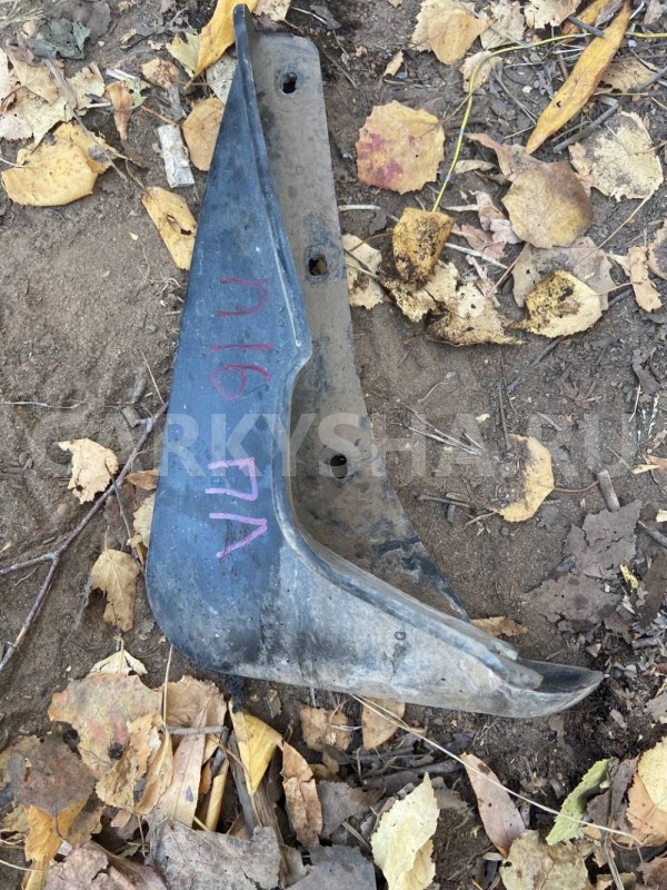 Брызговик передний левый Nissan Almera N16 рестайлинг (2002—2006) Nissan Almera оригинальный номер 26MF496FL