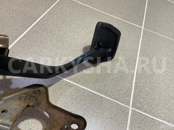 Педаль тормоза Nissan Teana II 2011 Nissan Teana 