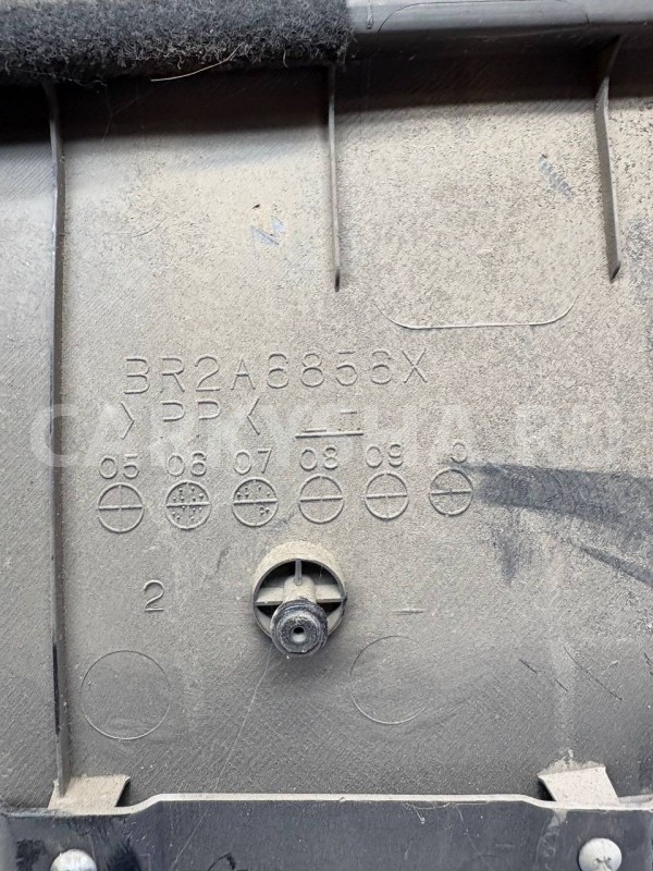 Обшивка двери Mazda 3 BK рестайлинг (2006—2009) Mazda 2 оригинальный номер BR2A6856X