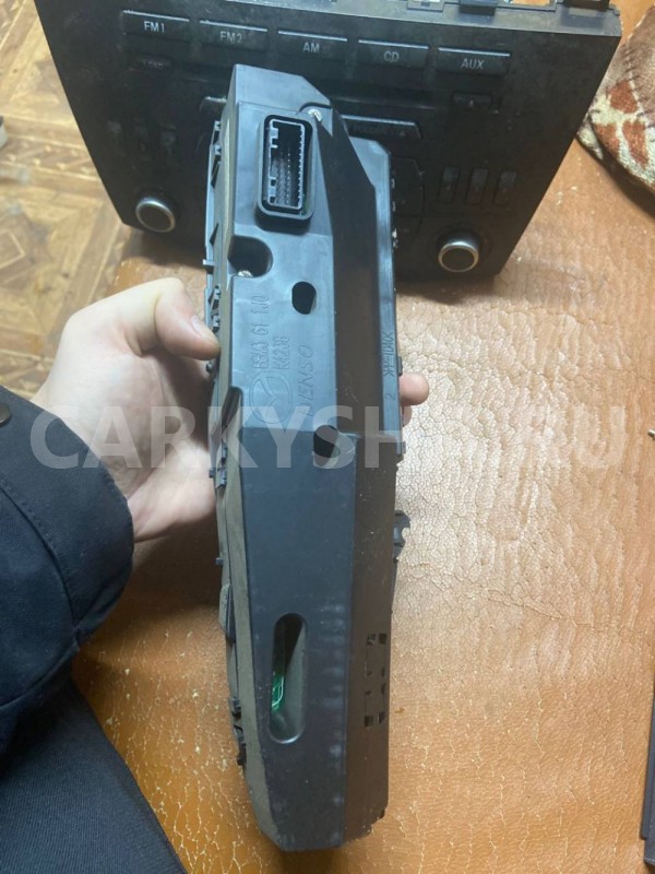 Дисплей информационный Mazda 3 BL рестайлинг (2011—2013) Mazda 2 оригинальный номер bbm361j0