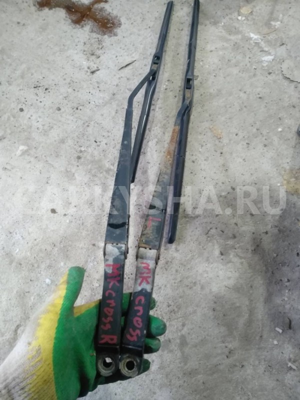 Поводок стеклоочистителя Geely MK Cross I (2010—2016) Geely MK Cross оригинальный номер 1017002071