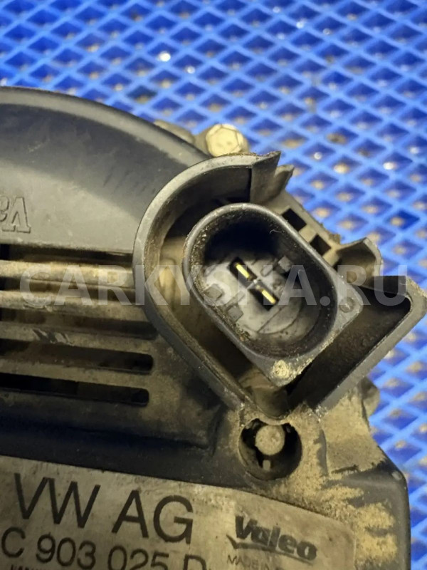 Генератор Volkswagen Golf Mk6 (2008—2012) Volkswagen Golf оригинальный номер 03C903025D
