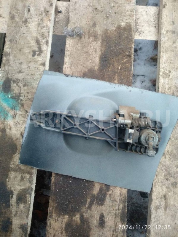 Ручка двери передней наружная Kia Ceed ED (2006—2010) Kia Cee'd оригинальный номер 826511H000