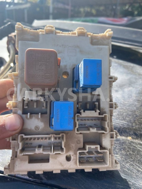 Блок предохранителей салонный Nissan Almera N16 рестайлинг (2002—2006) Nissan Almera оригинальный номер 24350 5M310