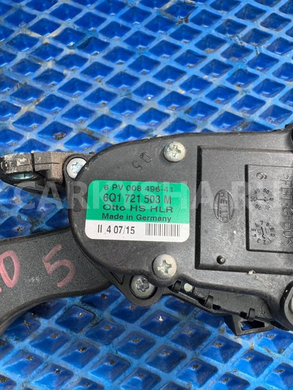 Педаль газа Volkswagen Polo V (2009—2015) Volkswagen Polo оригинальный номер 6q1721503m