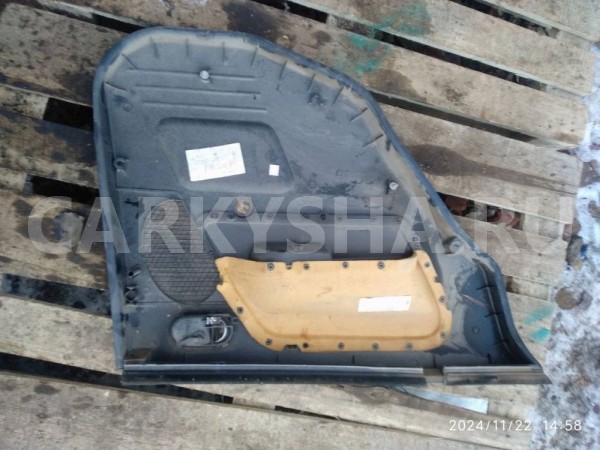 Обшивка двери Ford Fusion I рестайлинг (2005—2012) Ford Fusion оригинальный номер 1374773