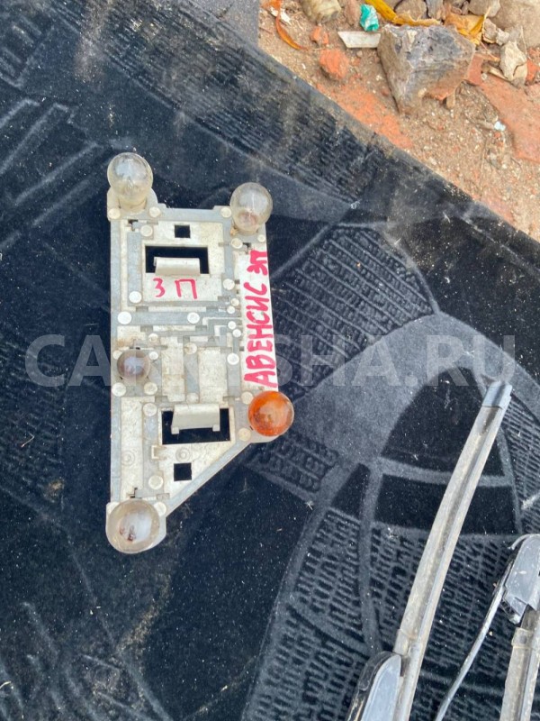 Плата заднего фонаря Toyota Avensis T220 рестайлинг (2000—2003) Toyota Avensis оригинальный номер 8156505090