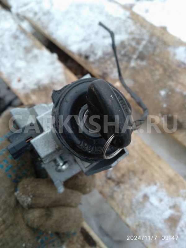 Замок зажигания Mazda 6 GG (2002—2005) Mazda 2 оригинальный номер GNYB7629XA
