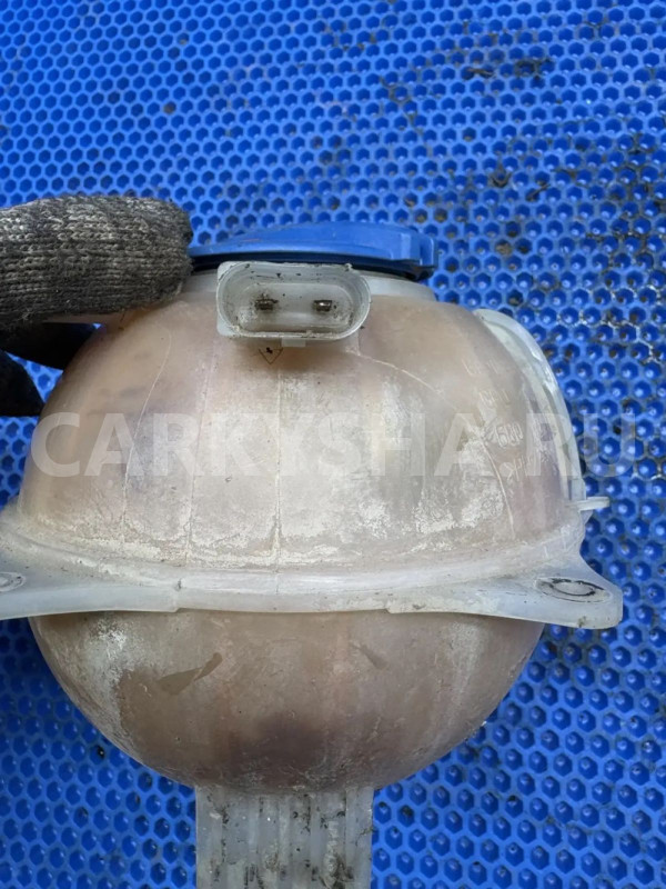 Бачок расширительный Volkswagen Polo V (2009—2015) Volkswagen Polo оригинальный номер 600121407