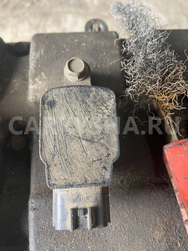 Катушка зажигания Mazda Demio IDY (2002—2007) Mazda 2 оригинальный номер ZJ2018100