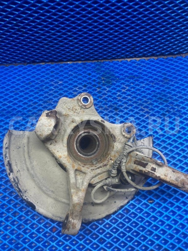 Кулак поворотный передний правый Renault Kaptur I (2016—2020) Renault 16 оригинальный номер 8200881916