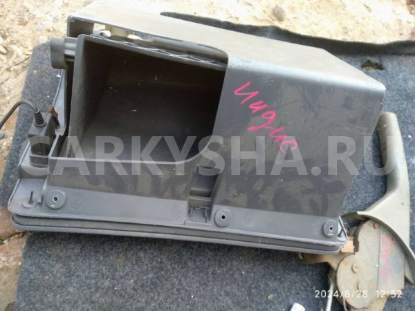 Бардачок Chery IndiS (S18D) S18D (2011—2016) Chery IndiS (S18D) оригинальный номер S185305192