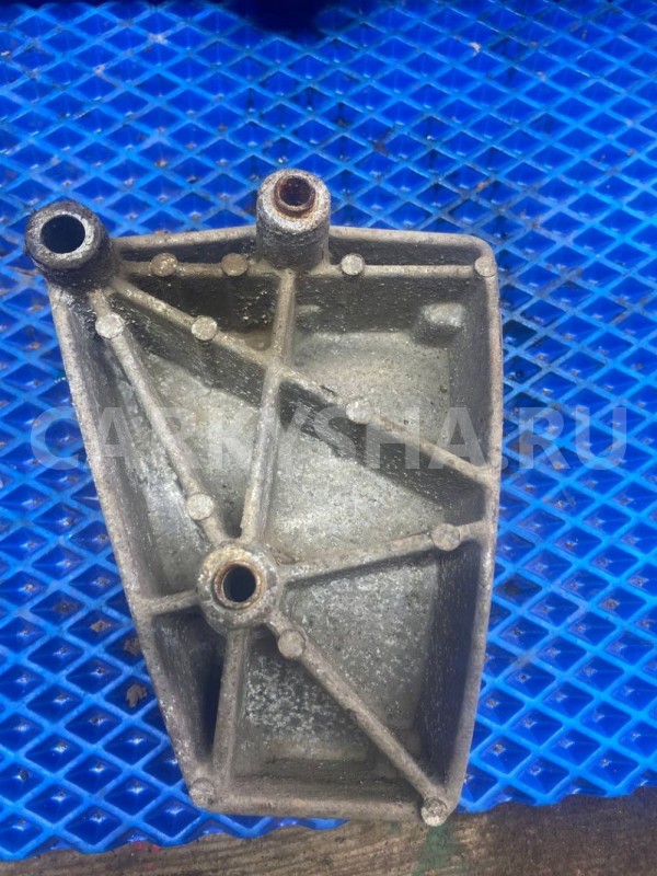 Кронштейн генератора ВАЗ (LADA) Vesta I (2015—2023) ВАЗ (Lada) Vesta оригинальный номер 11189-1041034-1