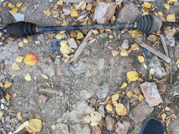 привода Nissan Almera N16 рестайлинг (2002—2006) Nissan Almera оригинальный номер 39100BM500