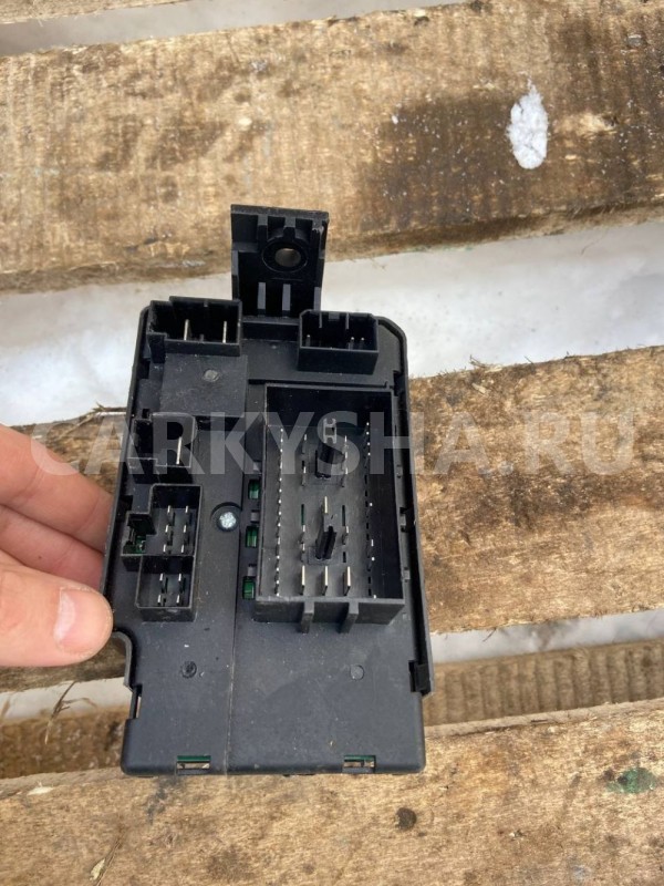 Блок предохранителей салонный Geely Emgrand EC7 I (2009—2016) Geely Emgrand EC7 оригинальный номер mr718106703569