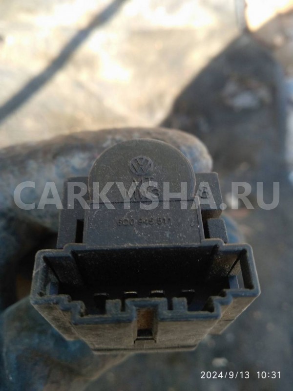 Датчик Volkswagen Polo IV (2001—2005) Volkswagen Polo оригинальный номер 6Q0945511