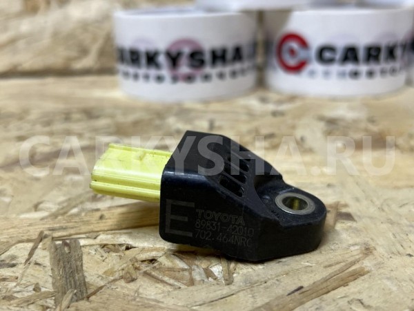Датчик удара Toyota RAV 4 III (XA30) оригинальный номер 89831-42010