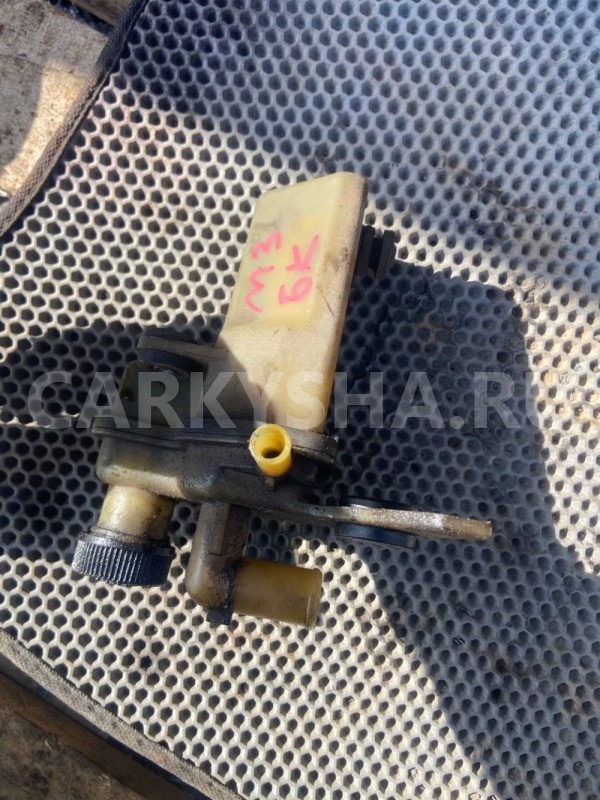 Бачок ГУР Mazda 3 BK рестайлинг (2006—2009) Mazda 2 оригинальный номер BN9R-32-690A