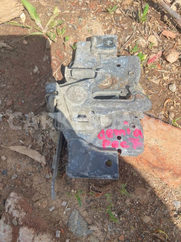 Замок капота Mazda Demio IDY (2002—2007) Mazda 2 оригинальный номер D3505662XB