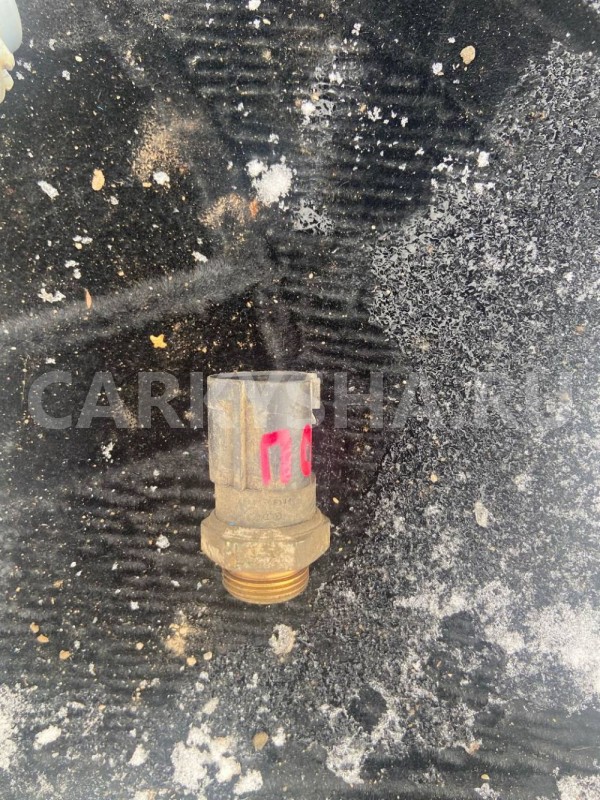 Датчик Volkswagen Polo IV (2001—2005) Volkswagen Polo оригинальный номер 1J0959481