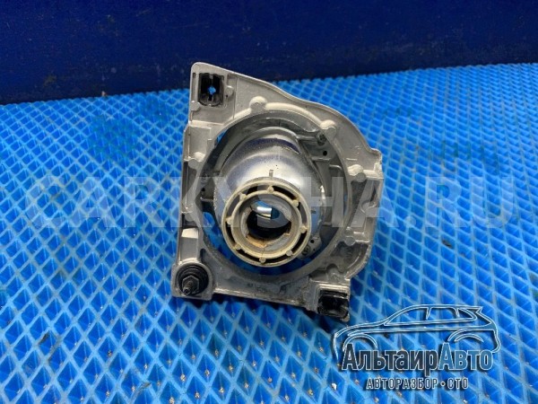 Линза фары Pajero 4. Оригинал Б/У Mitsubishi i 