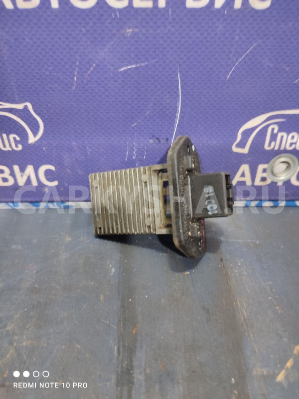 Резистор отопителя Ssangyong Kyron Actyon 1 Ssang Yong Actyon оригинальный номер 6811109160