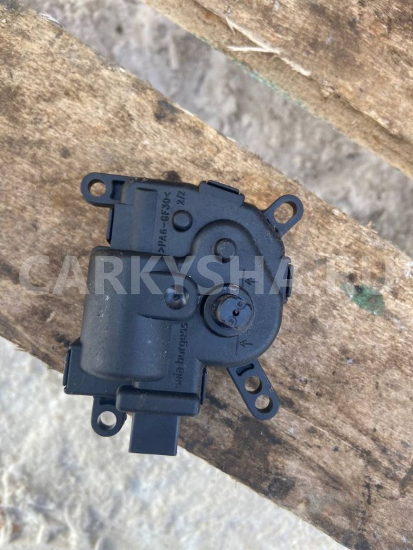 Сервопривод отопителя Ford Focus II рестайлинг (2007—2011) Ford Focus оригинальный номер 1s7h19b634ca