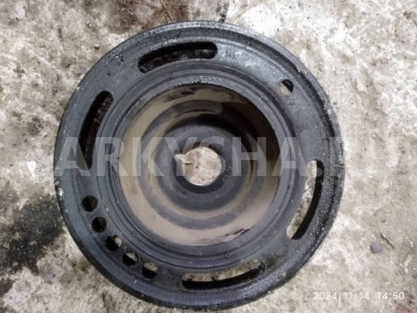 Шкив коленвала Opel Zafira B (2005—2008) Opel Zafira оригинальный номер 55559328
