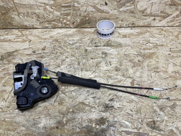 Замок двери передней правой Toyota Land Cruiser Prado 120 Series Внедорожник 5 дв. оригинальный номер 69030-33271