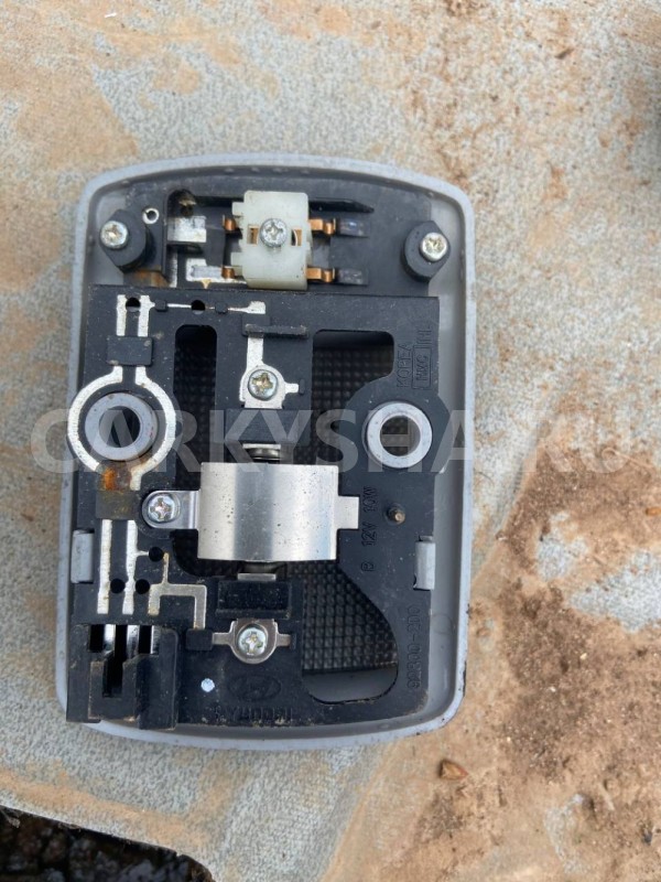 Плафон салонный Hyundai Getz I рестайлинг (2005—2011) Hyundai Getz оригинальный номер 9262033000