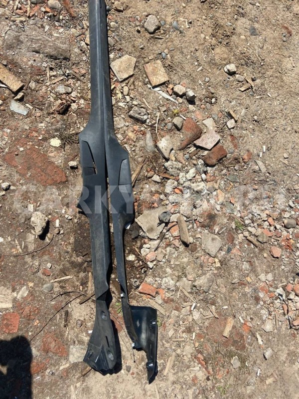 Накладка на порог Volkswagen Passat B6 (2005—2010) Volkswagen Passat оригинальный номер B6