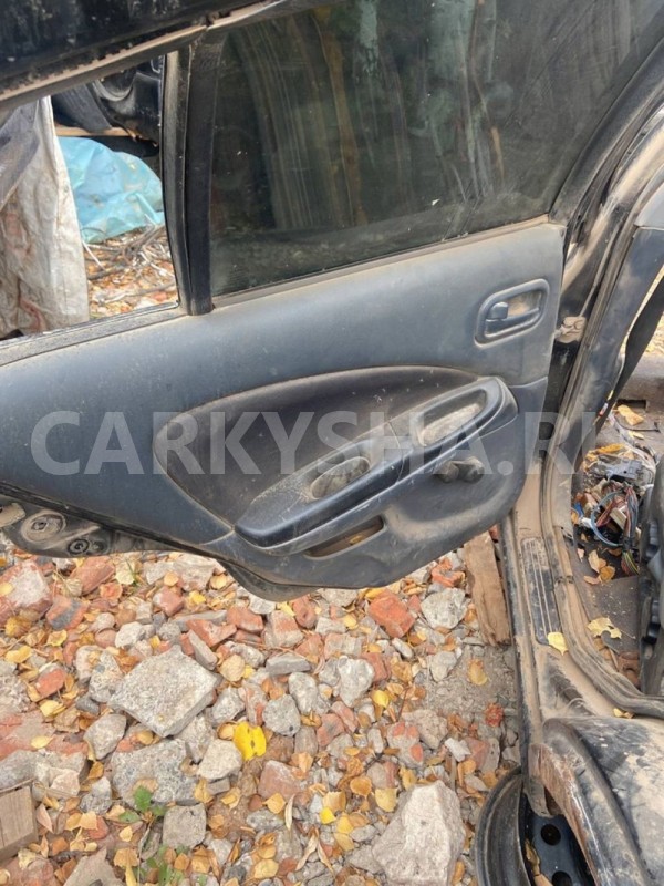 Обшивка двери Nissan Almera N16 рестайлинг (2002—2006) Nissan Almera оригинальный номер 82976BN100, 80901BN818