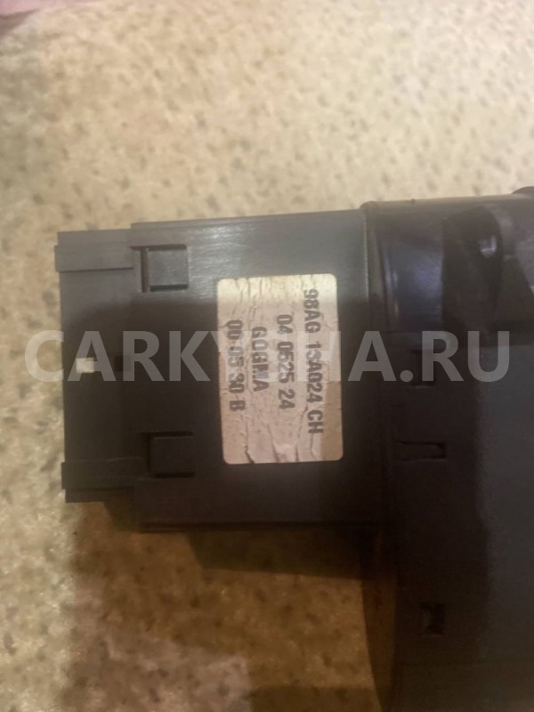 Блок управления светом Ford Focus I (1998—2004) Ford Focus оригинальный номер 98AG 13A024 CH