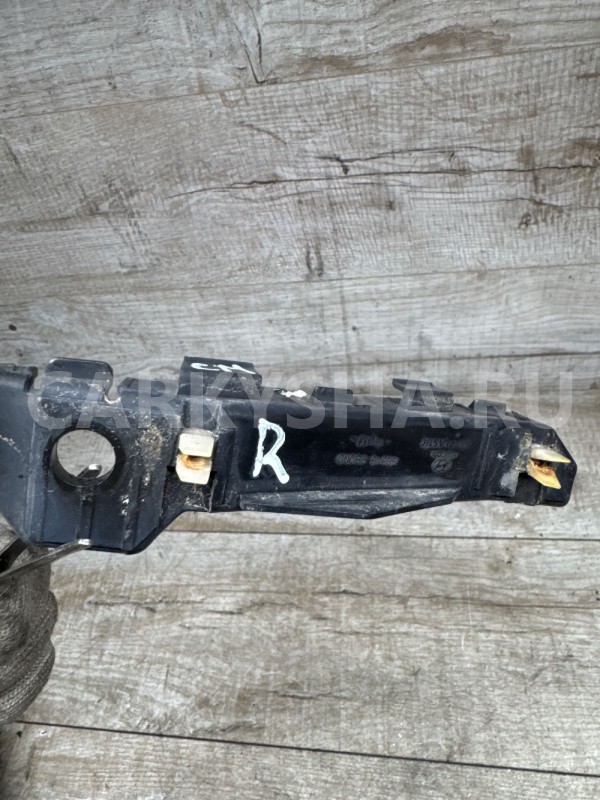 Кронштейн (крепление) крыла правый Хендай Санта Фе СМ 2 Hyundai Sonata оригинальный номер 865162b000