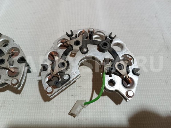 Диодный мост генератора ВАЗ (Lada) 2110 оригинальный номер BB04-105-01