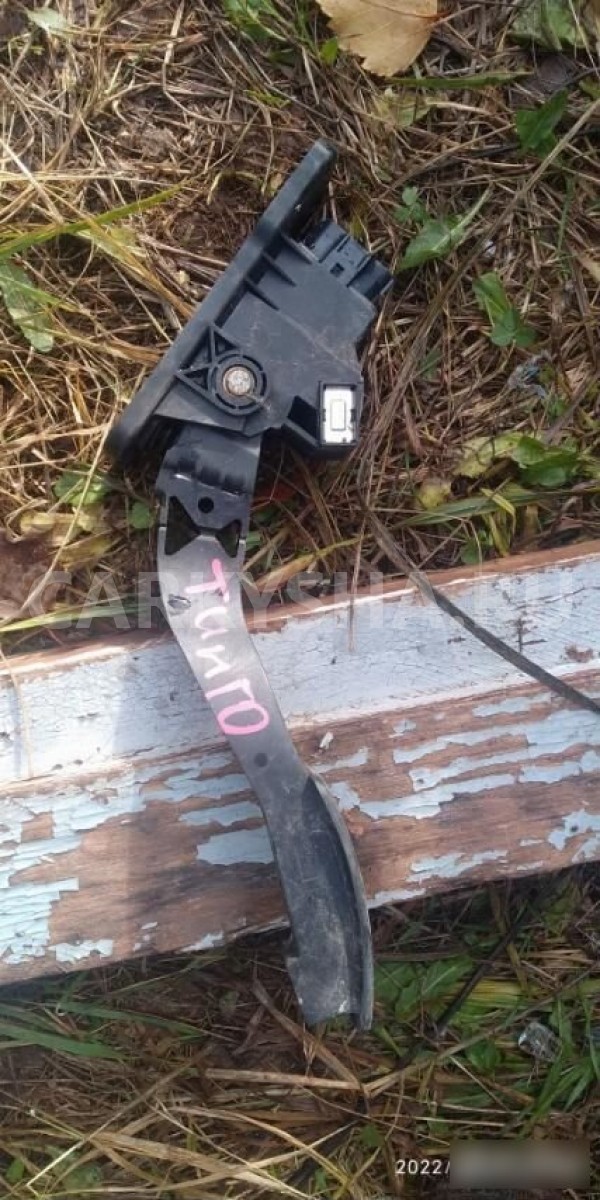 Педаль газа Chery Tiggo (T11) T11 (2005—2013) Chery Tiggo (T11) оригинальный номер SQR481FC