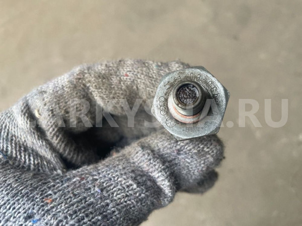 Датчик давления масла Volkswagen Polo 2011 CFN Volkswagen Polo оригинальный номер 03C919081